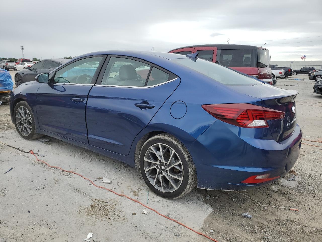 2020 HYUNDAI ELANTRA SEL — снимка 2