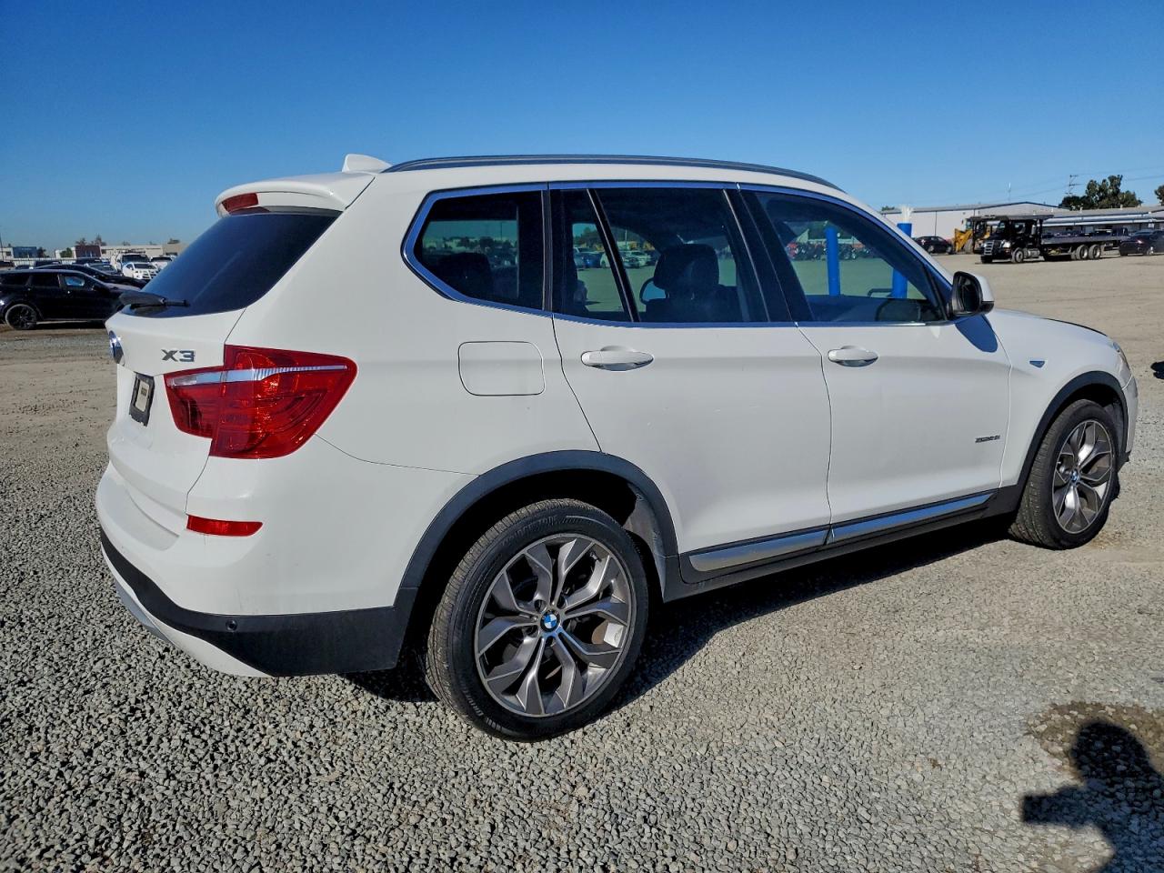 2015 BMW X3 SDRIVE28I — снимка 3