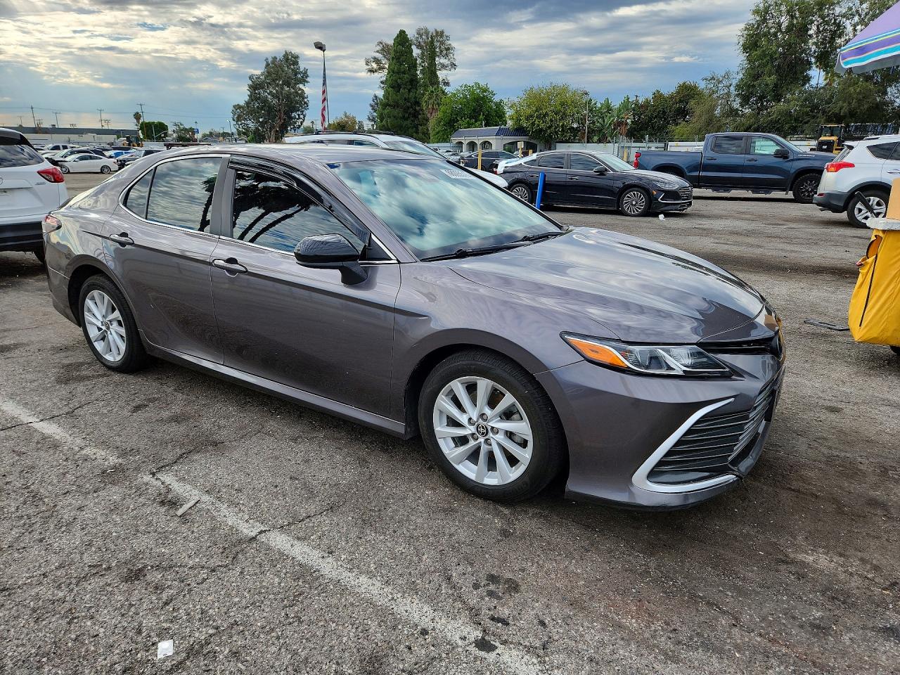 2022 TOYOTA CAMRY LE — снимка 4