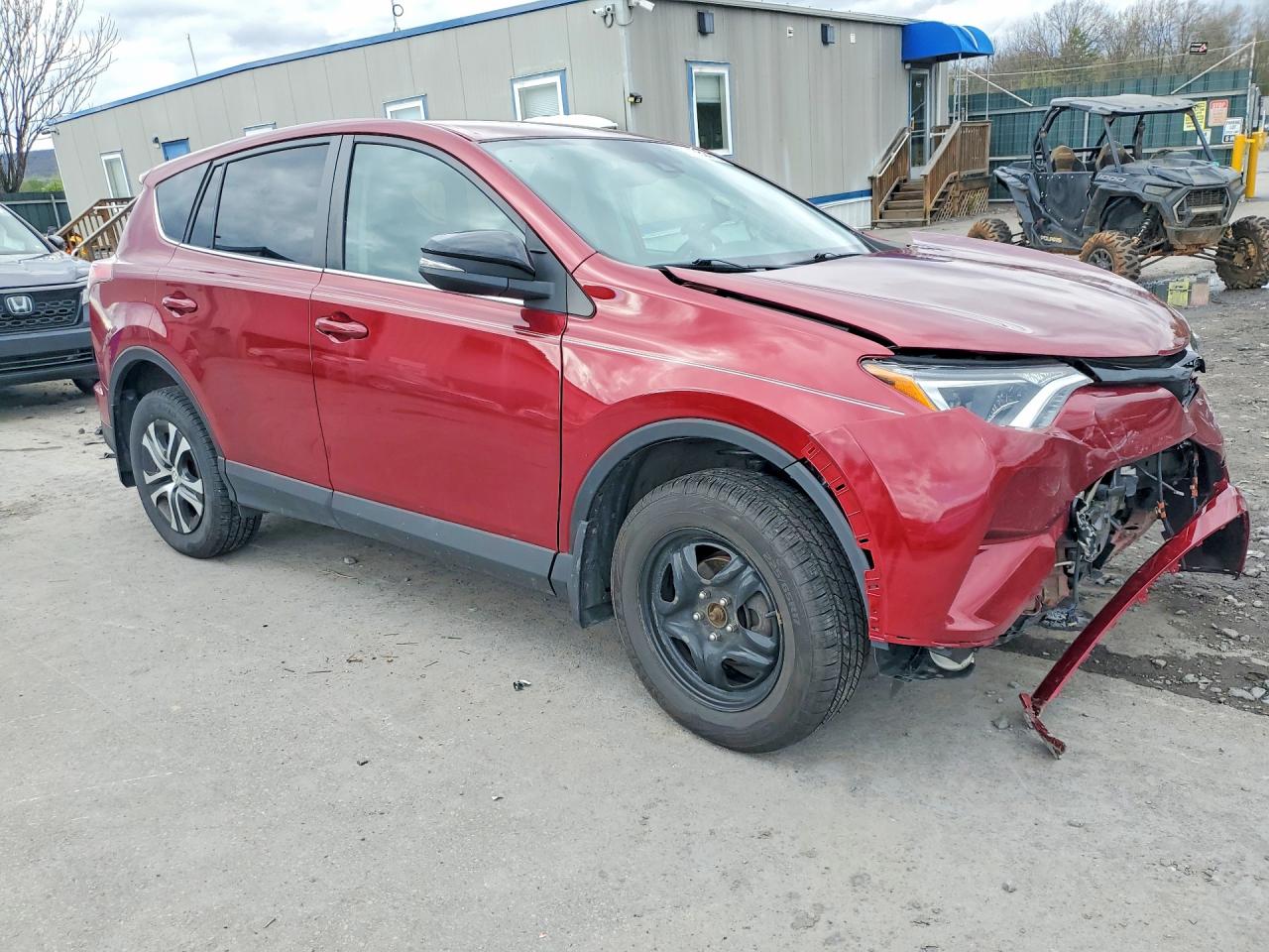 2018 TOYOTA RAV4 LE — снимка 4