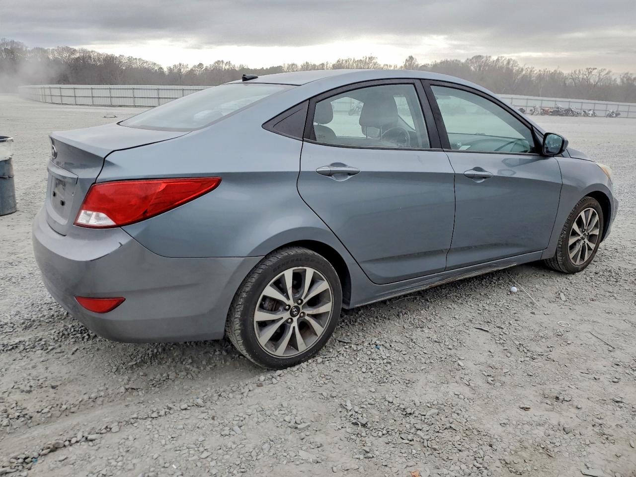 2017 HYUNDAI ACCENT — снимка 3