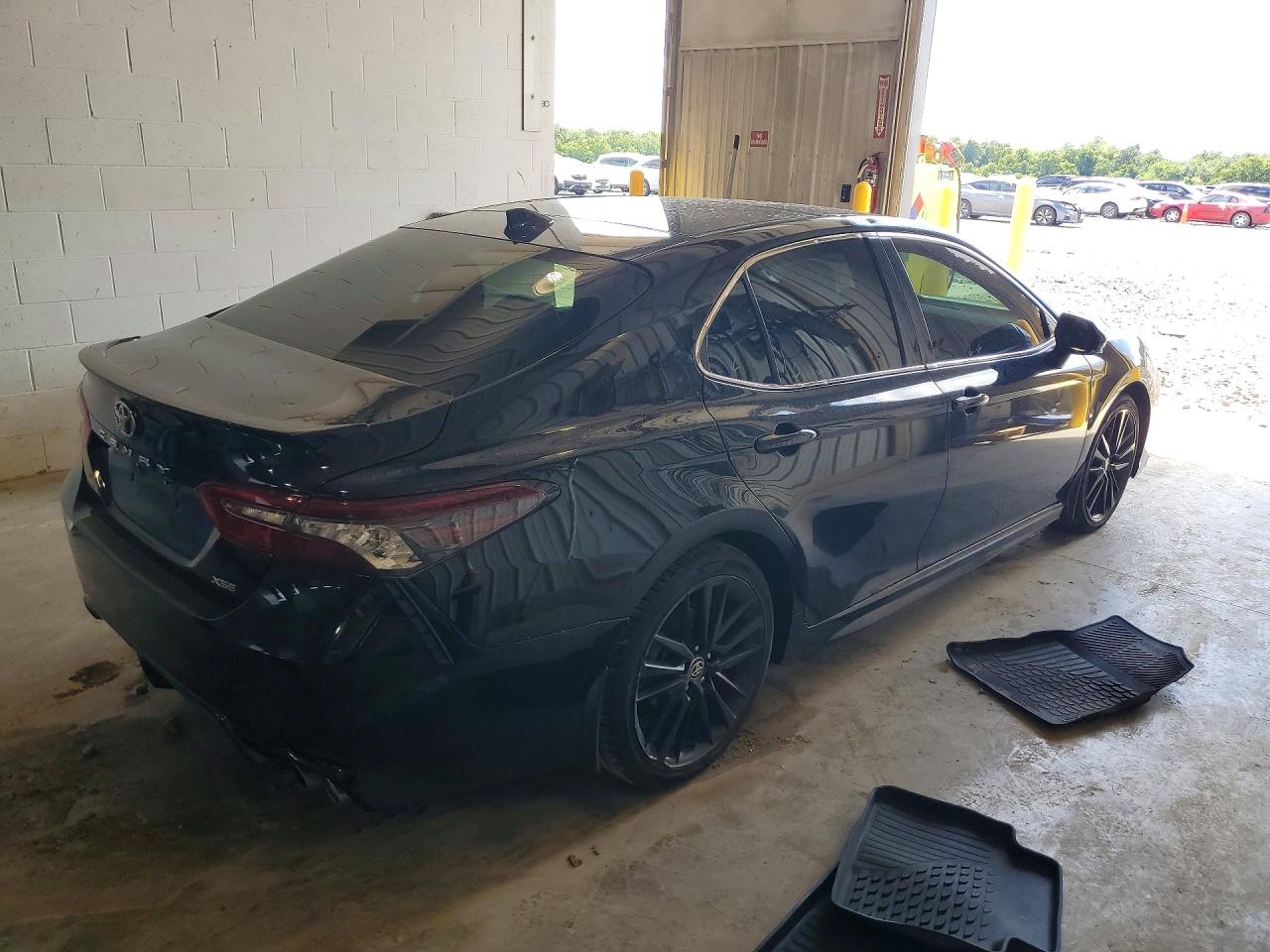 2021 TOYOTA CAMRY XSE — снимка 3