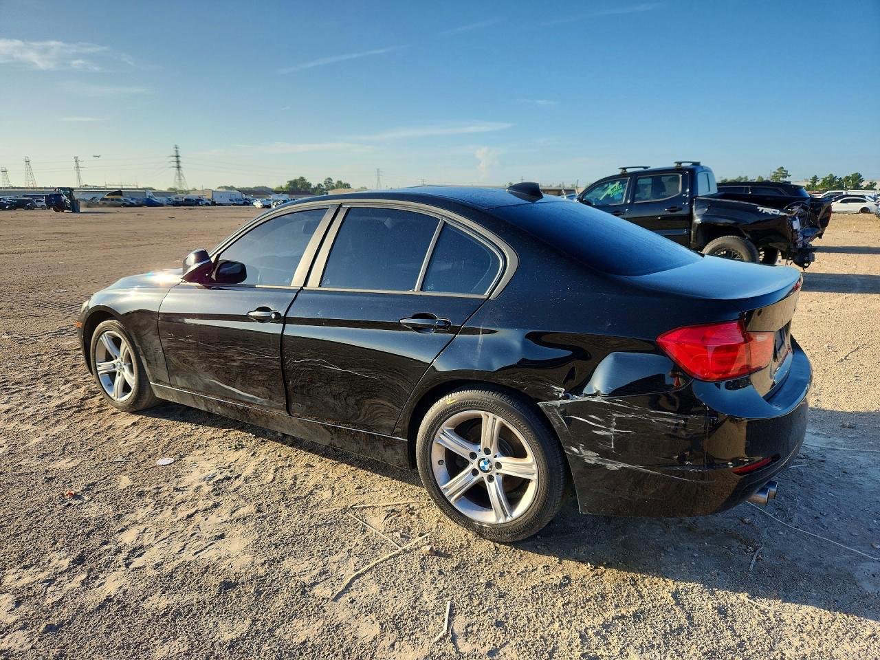 2014 BMW 328 I — снимка 2