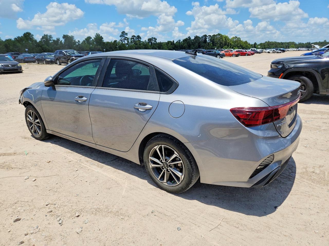 2023 KIA FORTE LXS — снимка 2