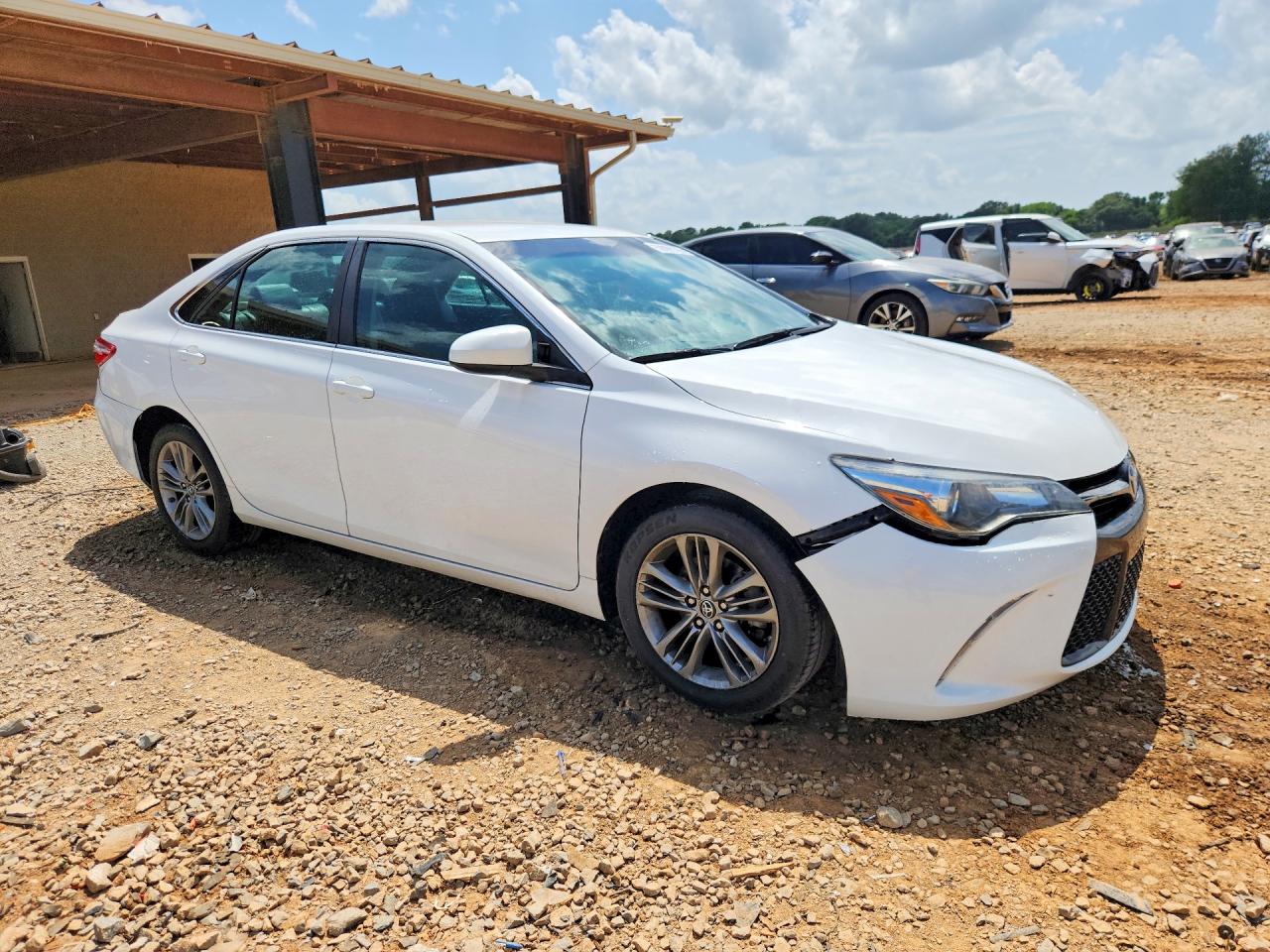 2017 TOYOTA CAMRY SE — снимка 4