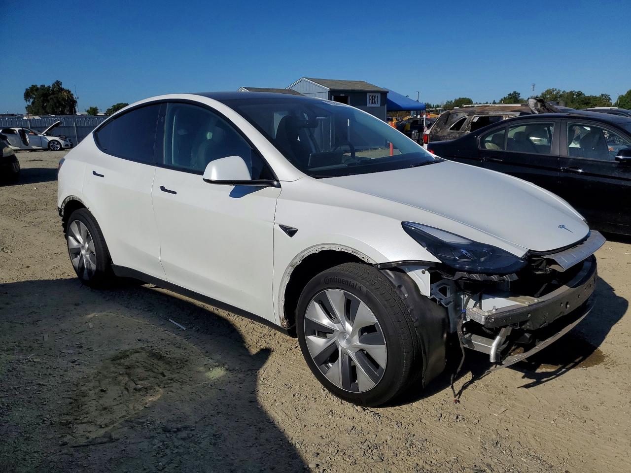 2024 TESLA MODEL Y — снимка 4