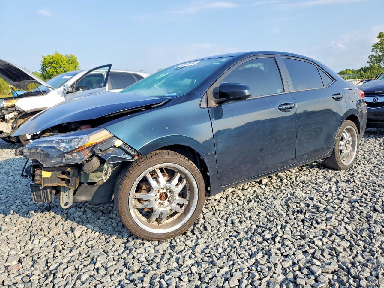2017 TOYOTA COROLLA LE