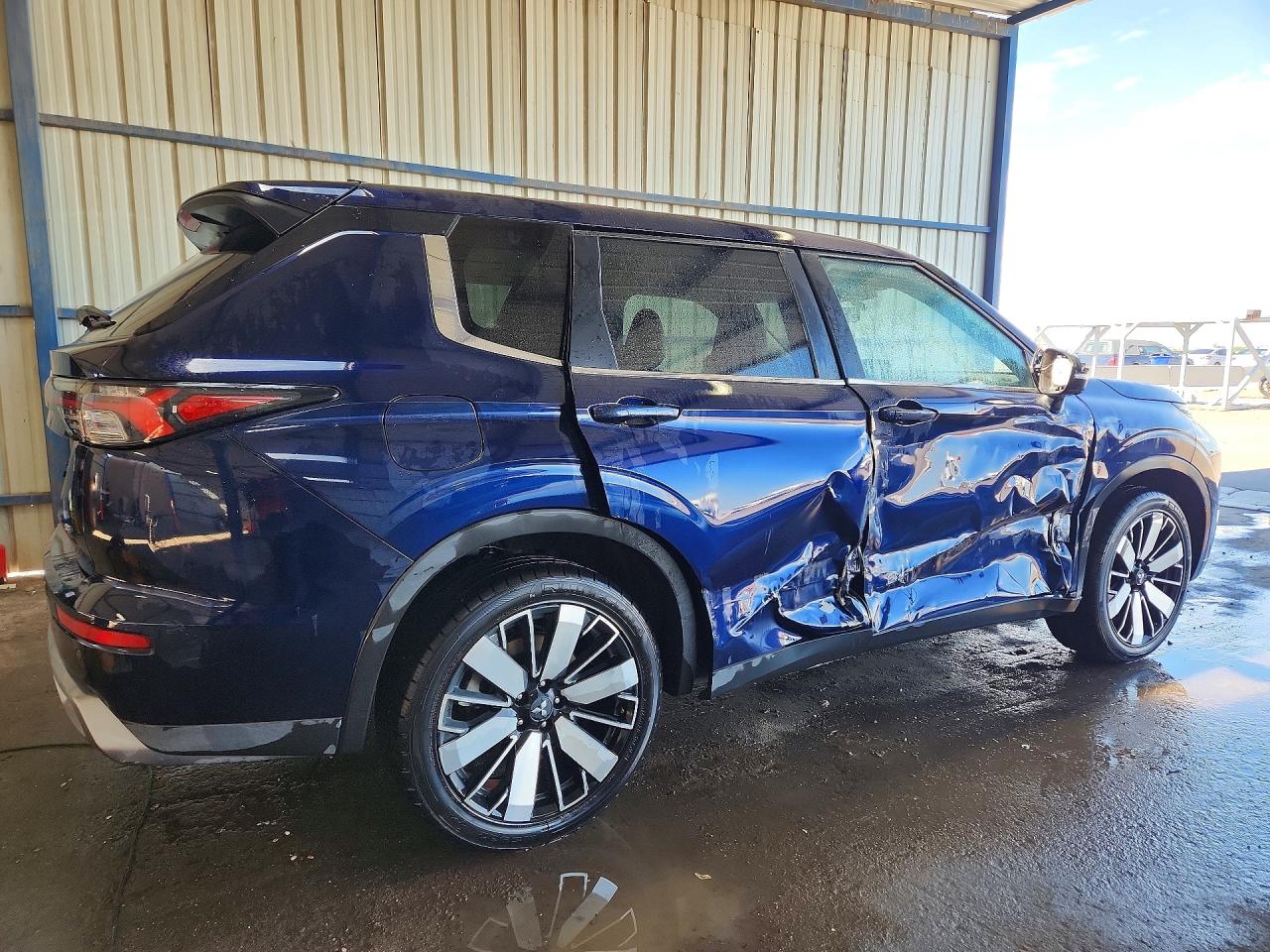2025 MITSUBISHI OUTLANDER SE — снимка 3