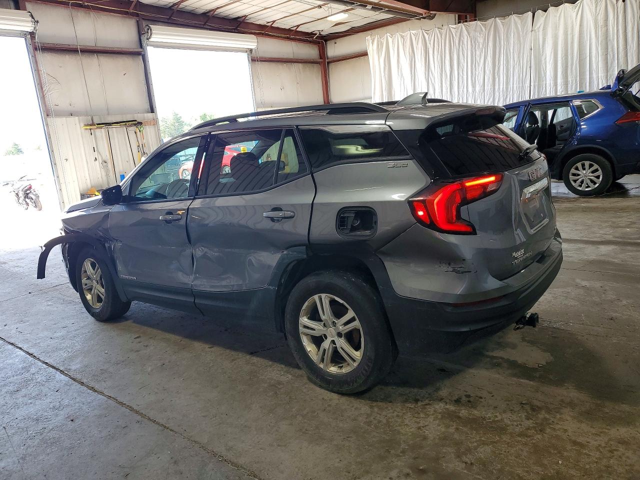2018 GMC TERRAIN SLE — снимка 2