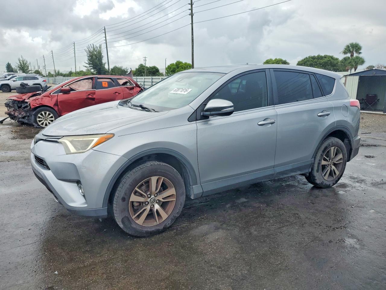 2018 TOYOTA RAV4 XLE