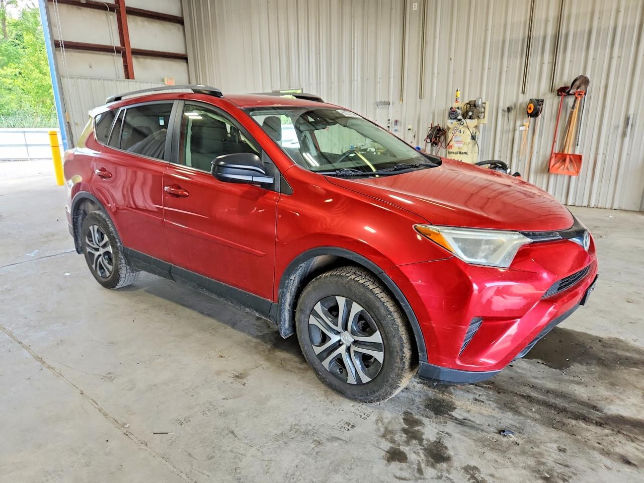 2017 TOYOTA RAV4 LE — снимка 4