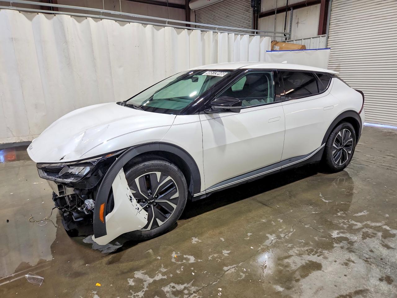 2024 KIA EV6 LIGHT LONG RANGE