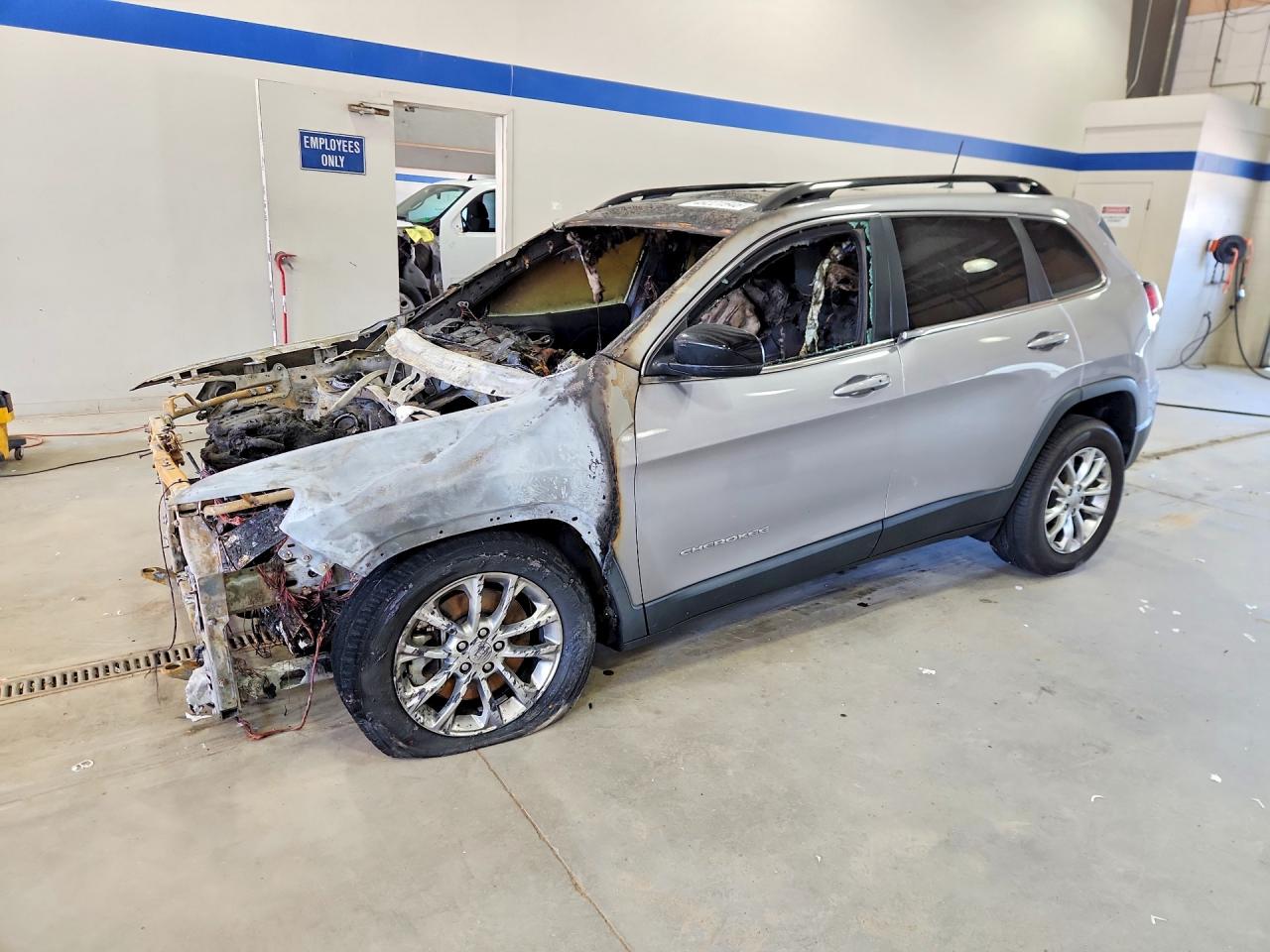 2022 JEEP CHEROKEE LATITUDE LUX