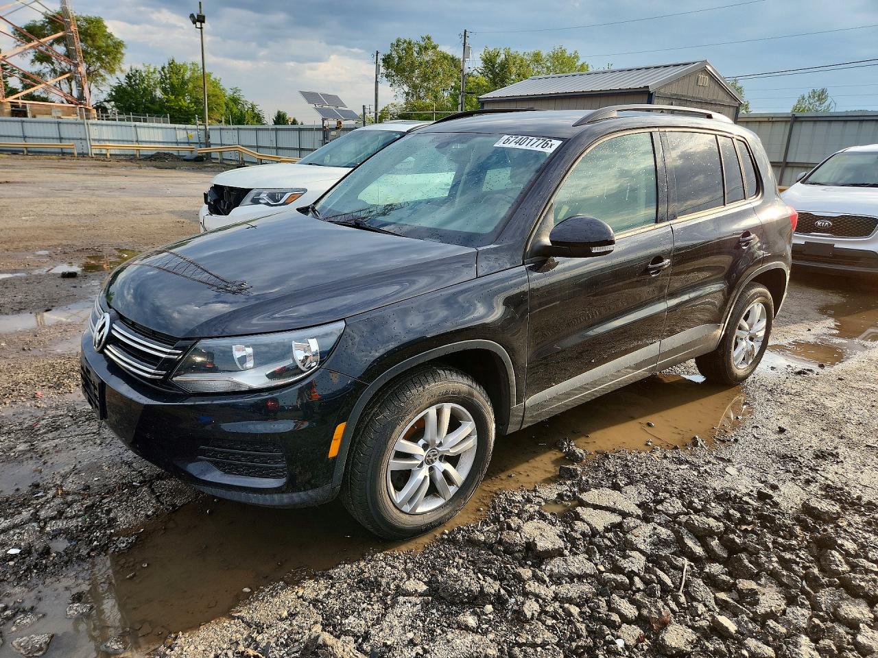 2017 VOLKSWAGEN TIGUAN S
