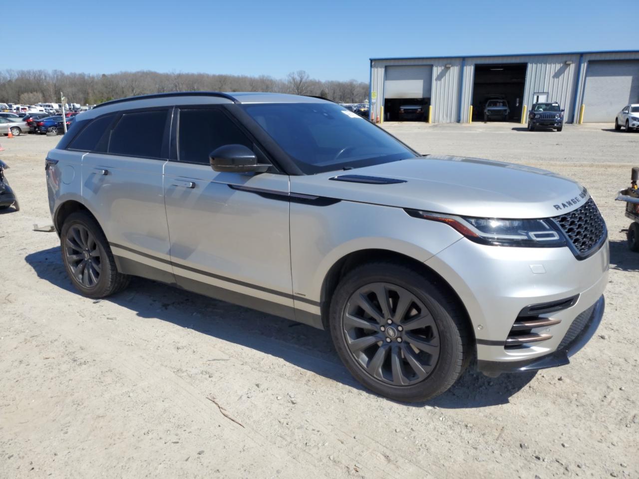 2019 LAND ROVER RANGE ROVER VELAR R-DYNAMIC SE — снимка 4