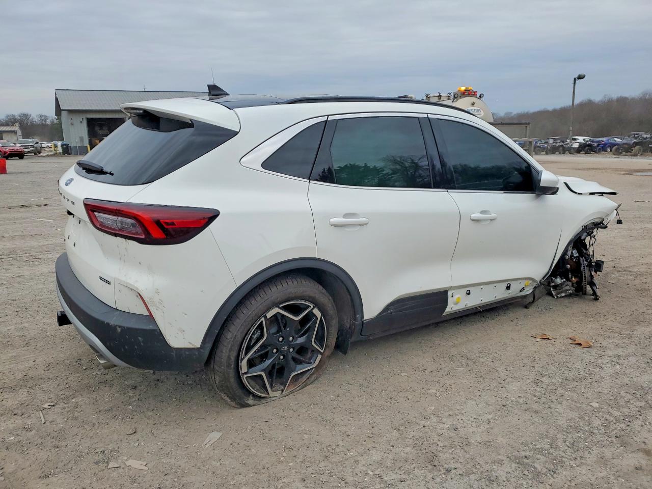 2026 FORD ESCAPE PLATINUM — снимка 3