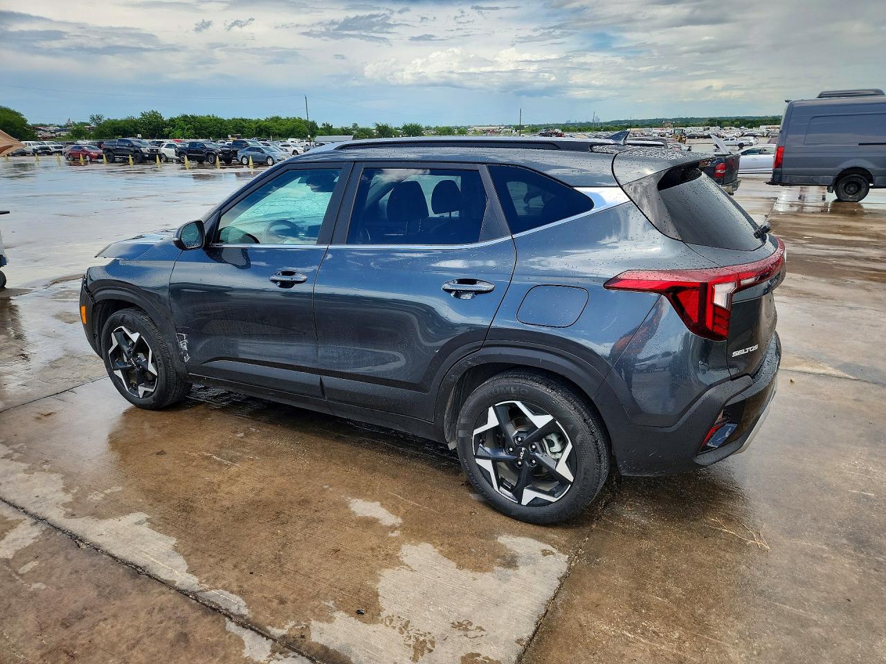 2025 KIA SELTOS EX — снимка 2