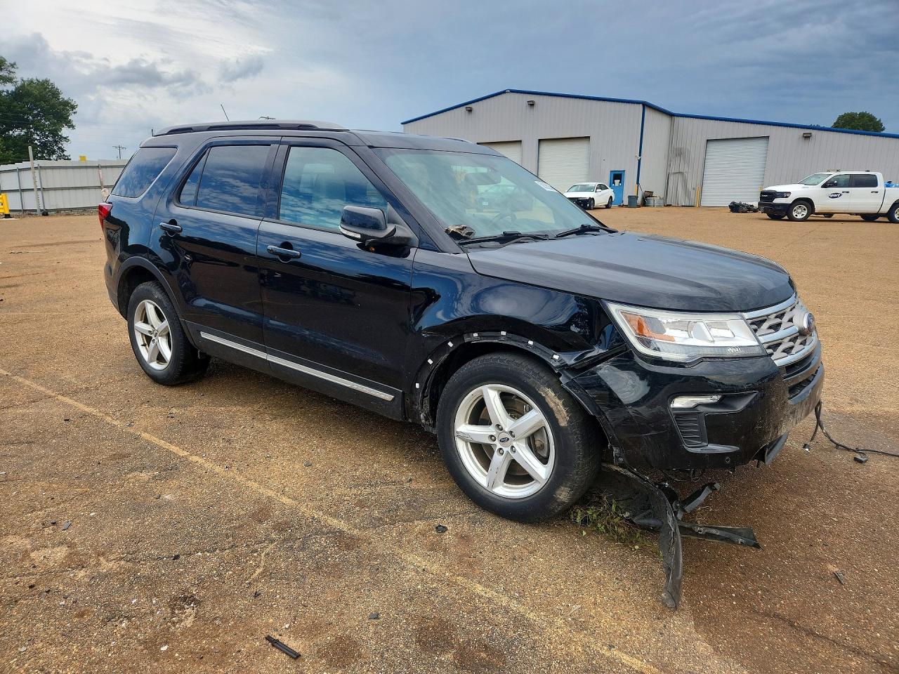 2018 FORD EXPLORER XLT — снимка 4
