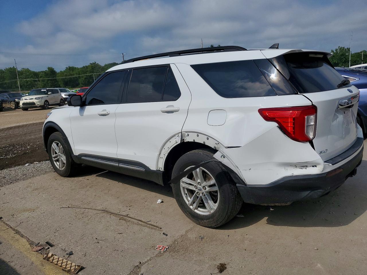 2022 FORD EXPLORER XLT — снимка 2