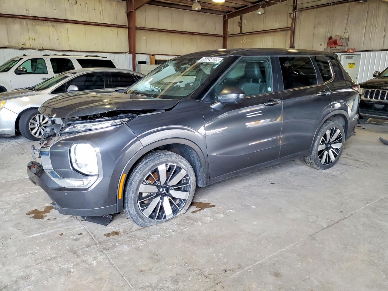 2025 MITSUBISHI OUTLANDER SE