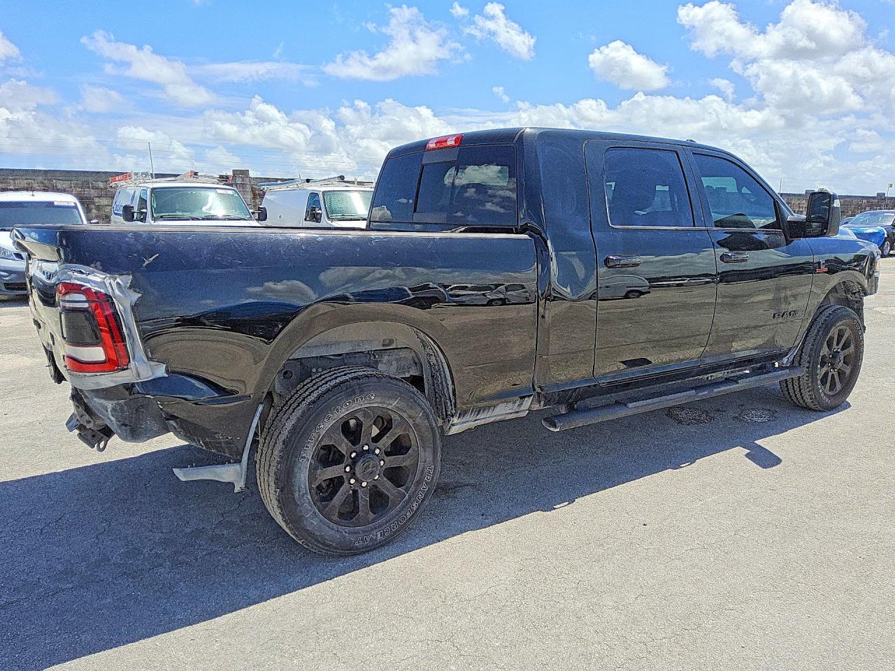 2024 RAM 2500 LARAMIE — снимка 3