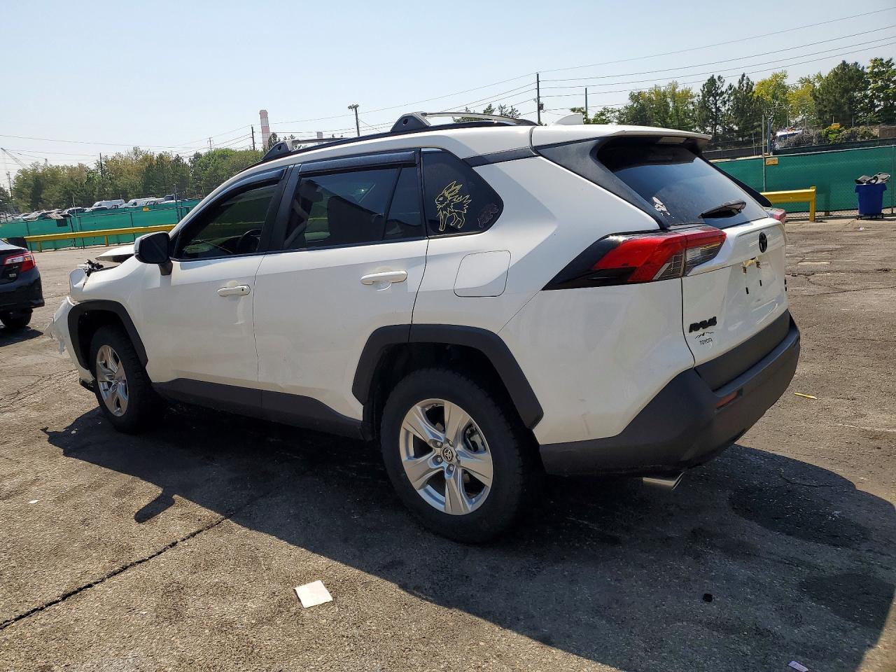 2019 TOYOTA RAV4 XLE — снимка 2