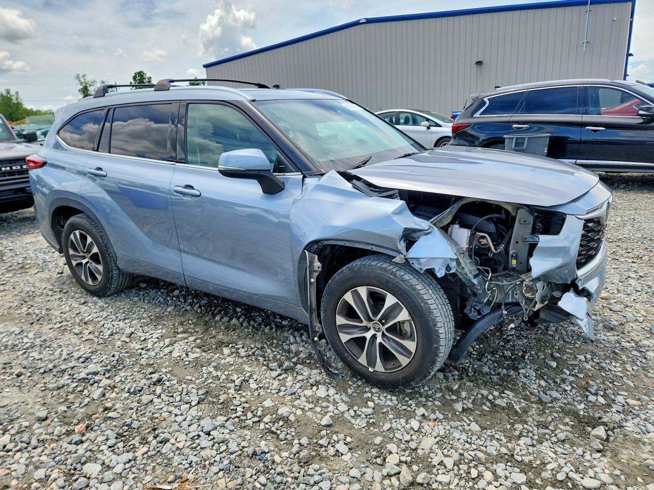 2021 TOYOTA HIGHLANDER XLE — снимка 4