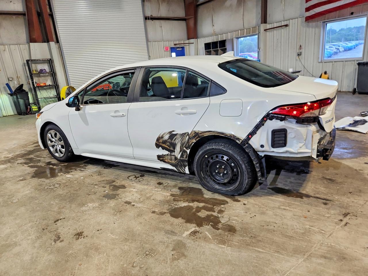 2024 TOYOTA COROLLA LE — снимка 2