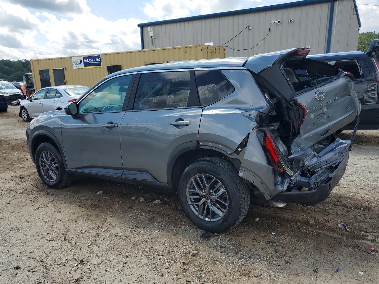2026 NISSAN ROGUE SV — снимка 2