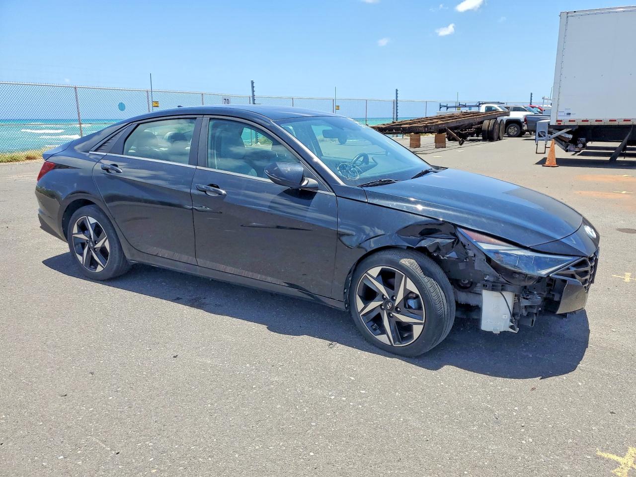 2023 HYUNDAI ELANTRA LIMITED — снимка 4