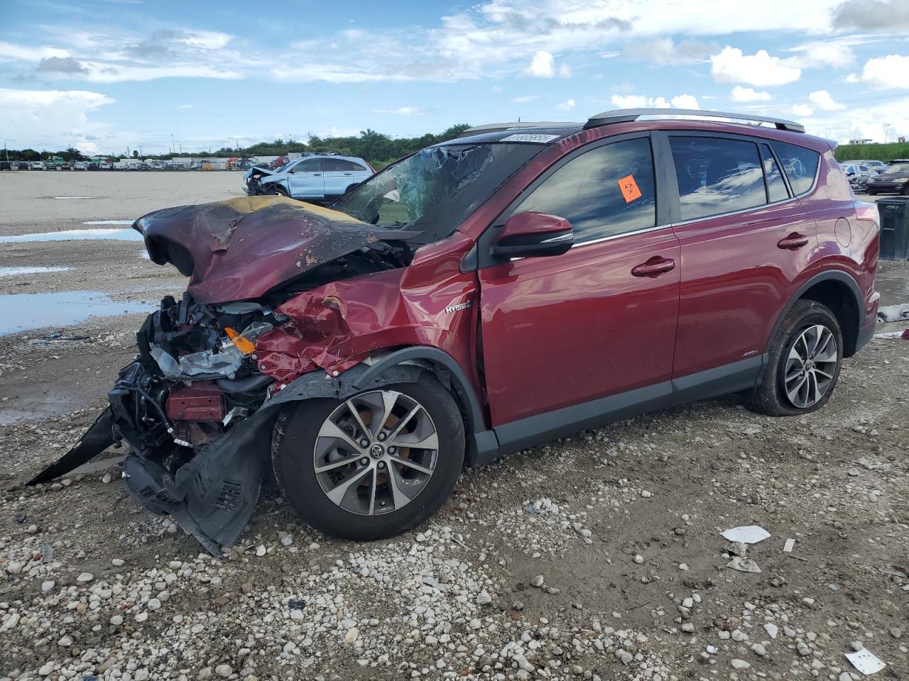 2018 TOYOTA RAV4 HV LE