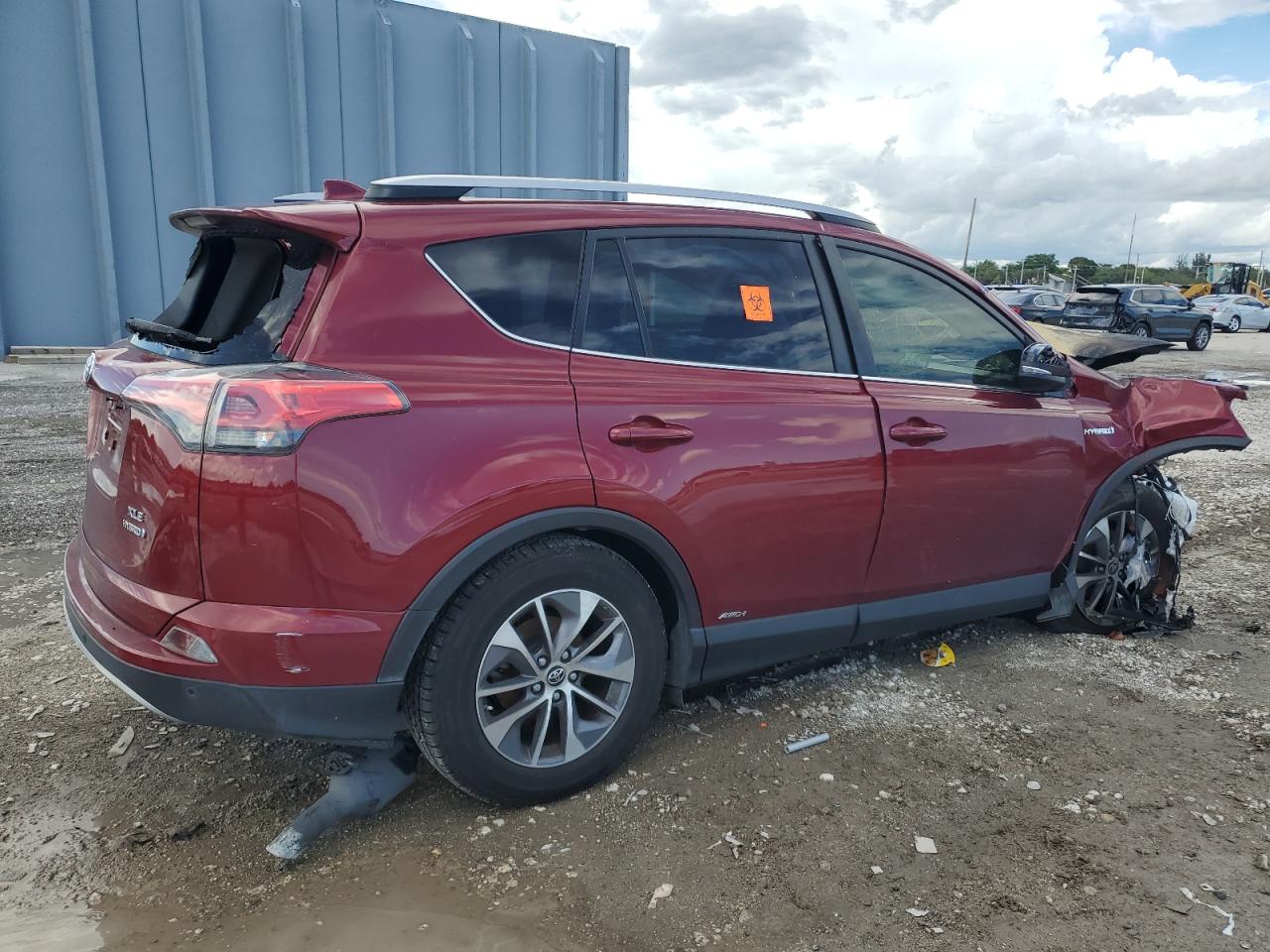 2018 TOYOTA RAV4 HV LE — снимка 3