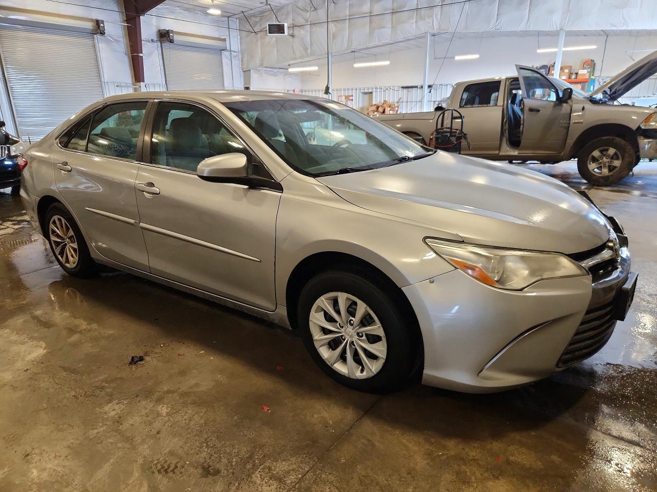 2016 TOYOTA CAMRY LE — снимка 4
