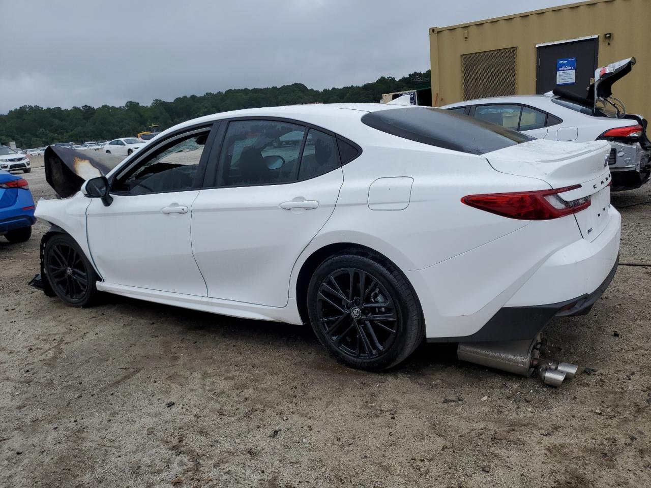 2025 TOYOTA CAMRY XSE — снимка 2