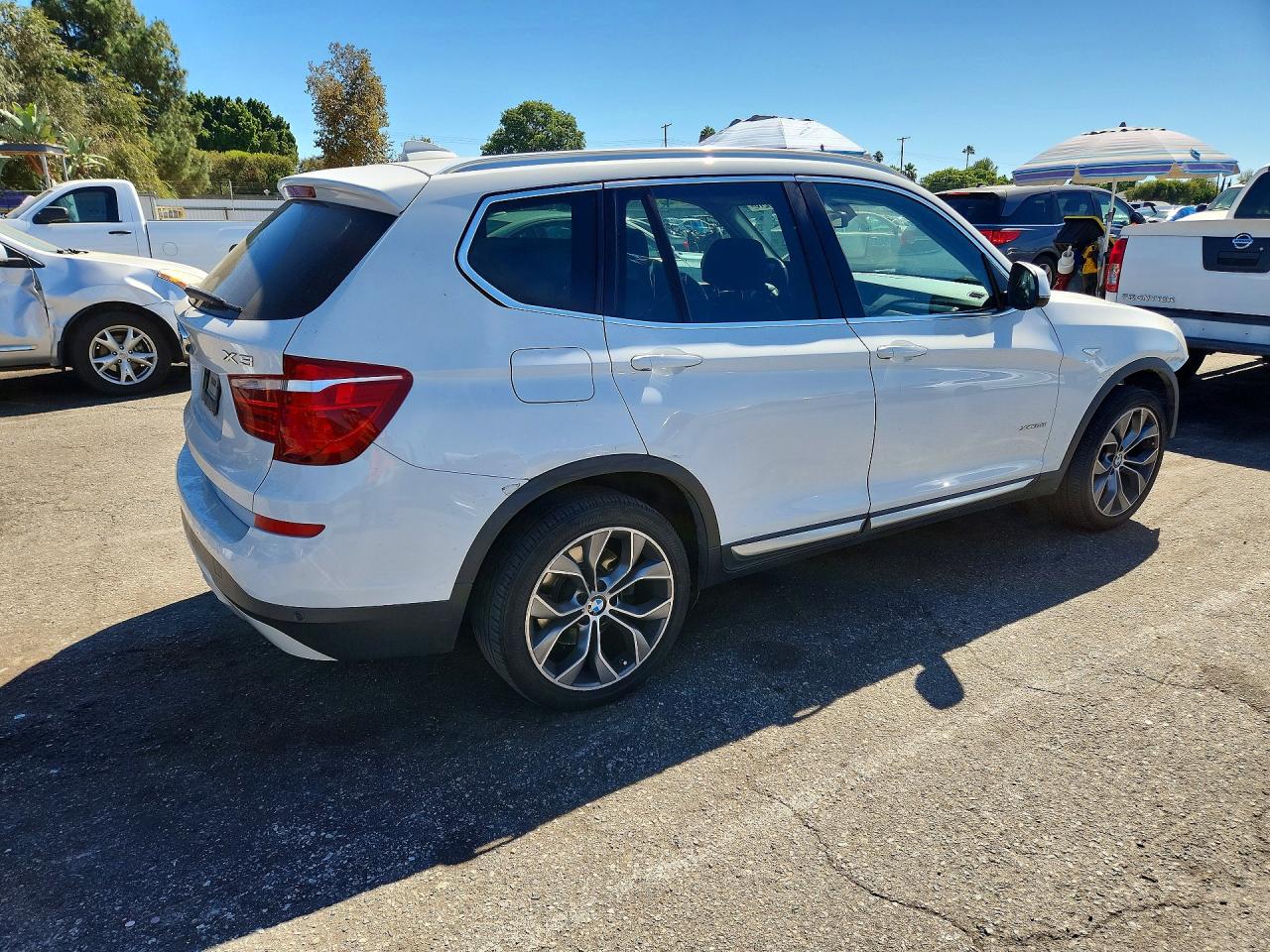 2015 BMW X3 XDRIVE28I — снимка 3