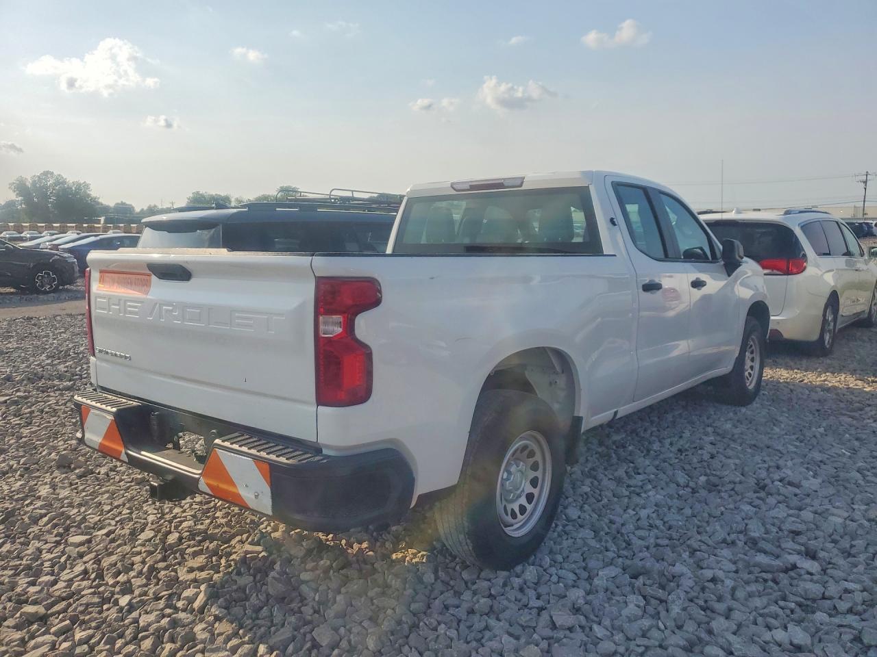 2019 CHEVROLET SILVERADO C1500 — снимка 3