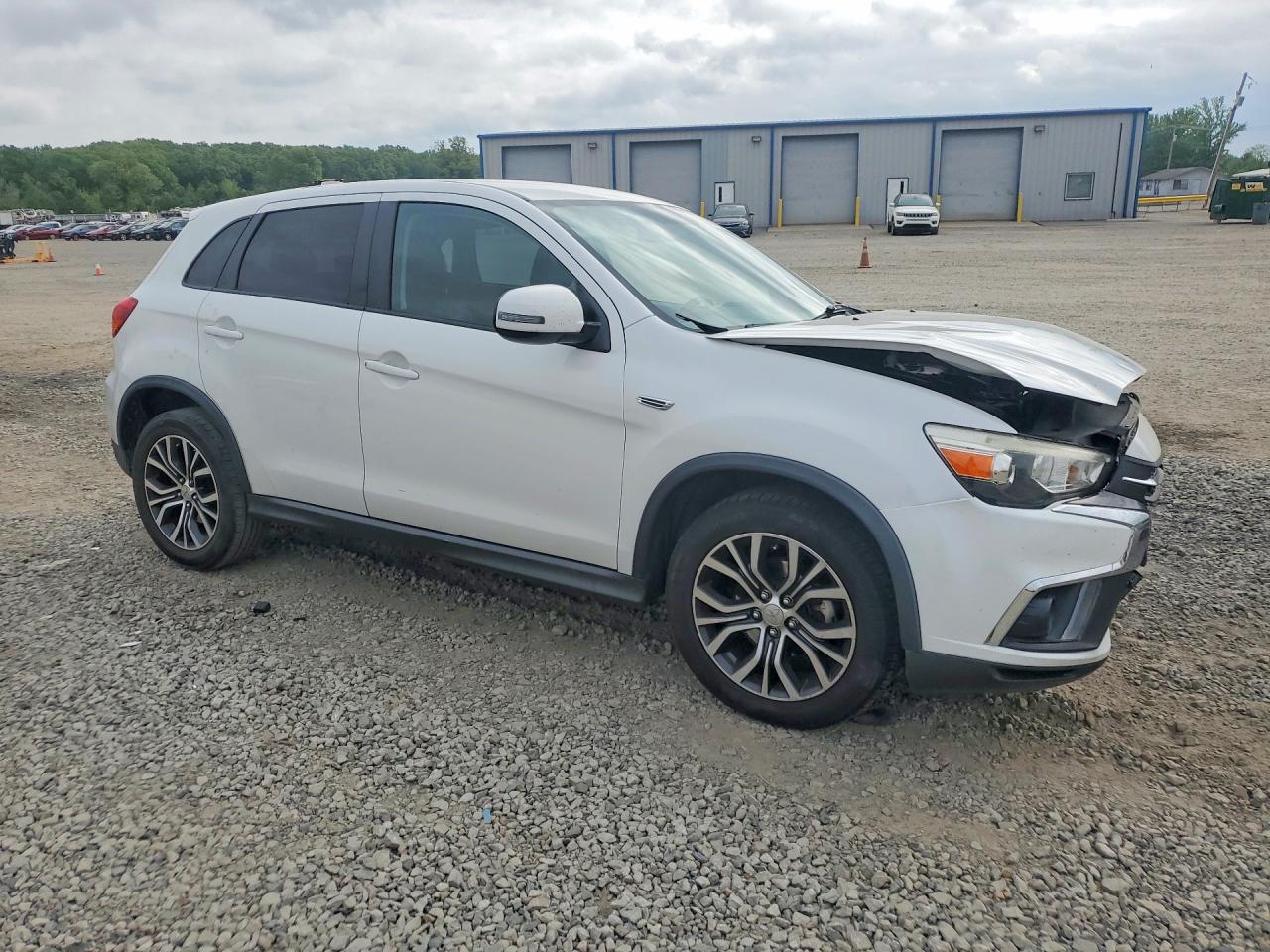 2019 MITSUBISHI OUTLANDER SPORT SE — снимка 4