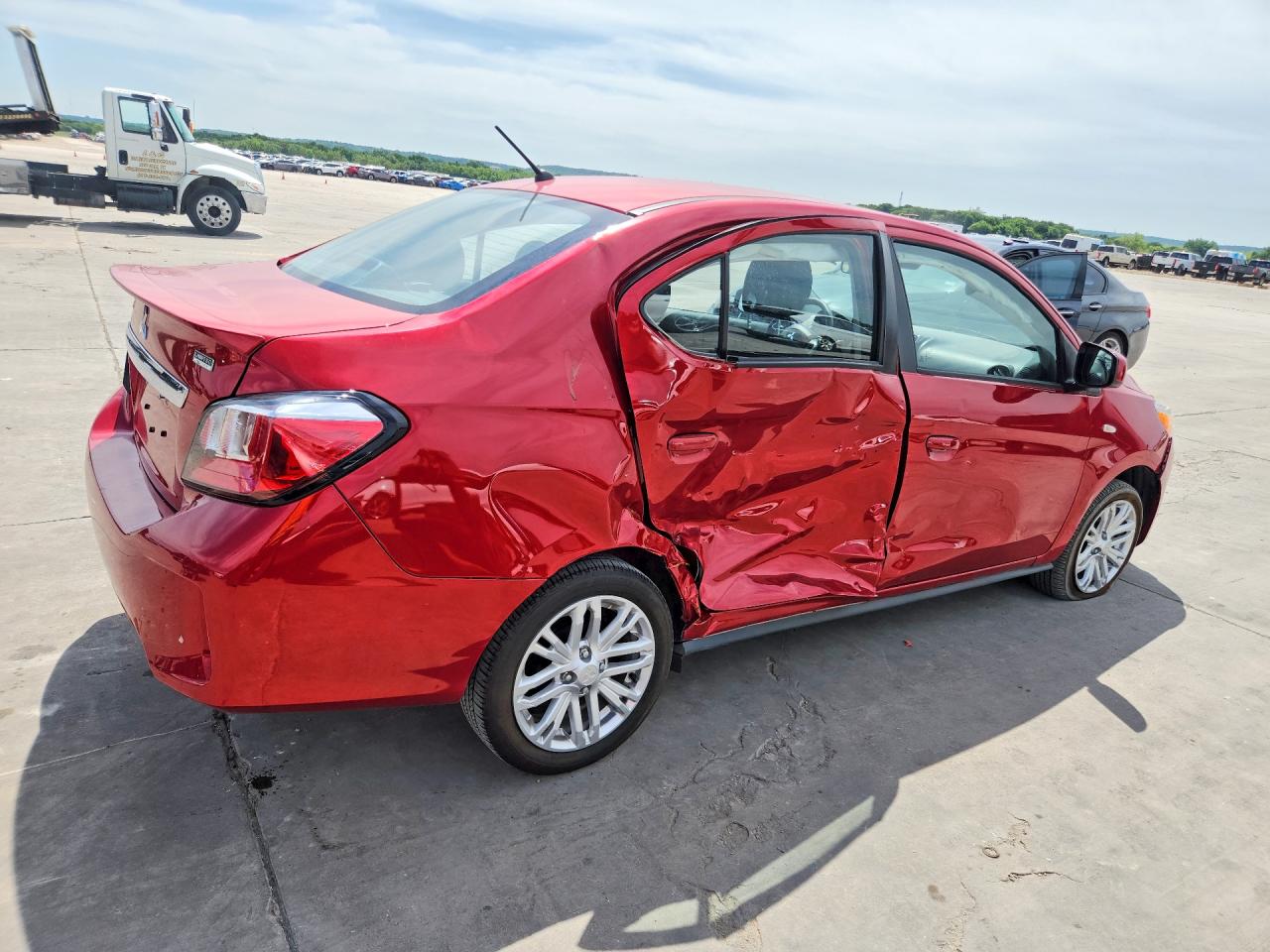 2024 MITSUBISHI MIRAGE G4 ES — снимка 3