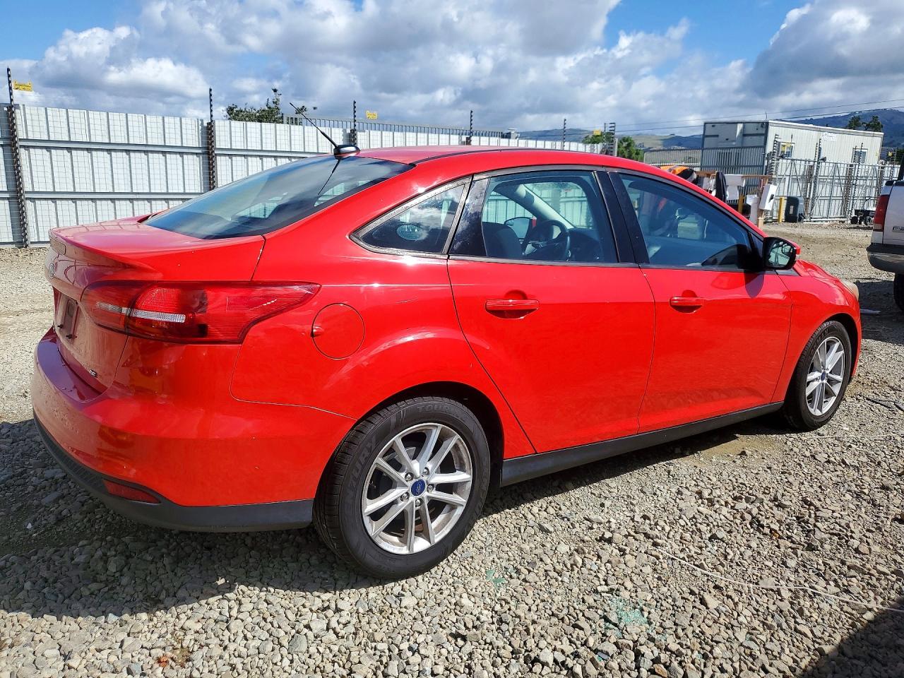 2017 FORD FOCUS SE — снимка 3