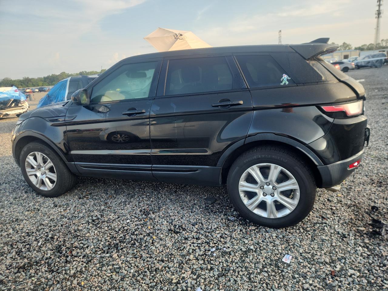 2017 LAND ROVER RANGE ROVER EVOQUE SE — снимка 2