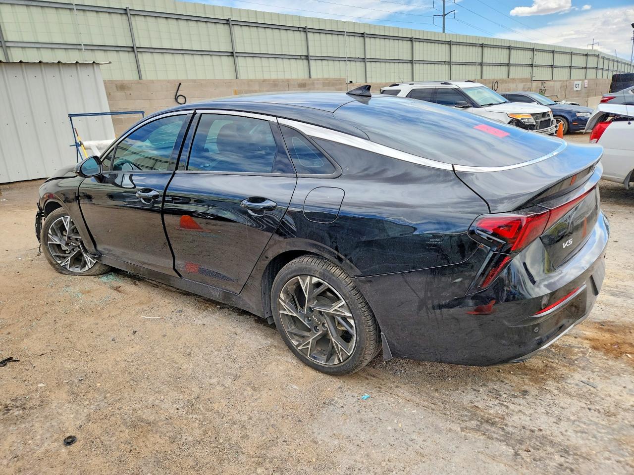 2025 KIA K5 GT LINE — снимка 2