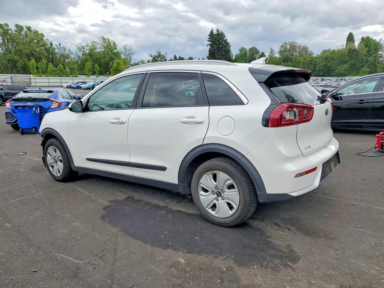 2019 KIA NIRO LX — снимка 2