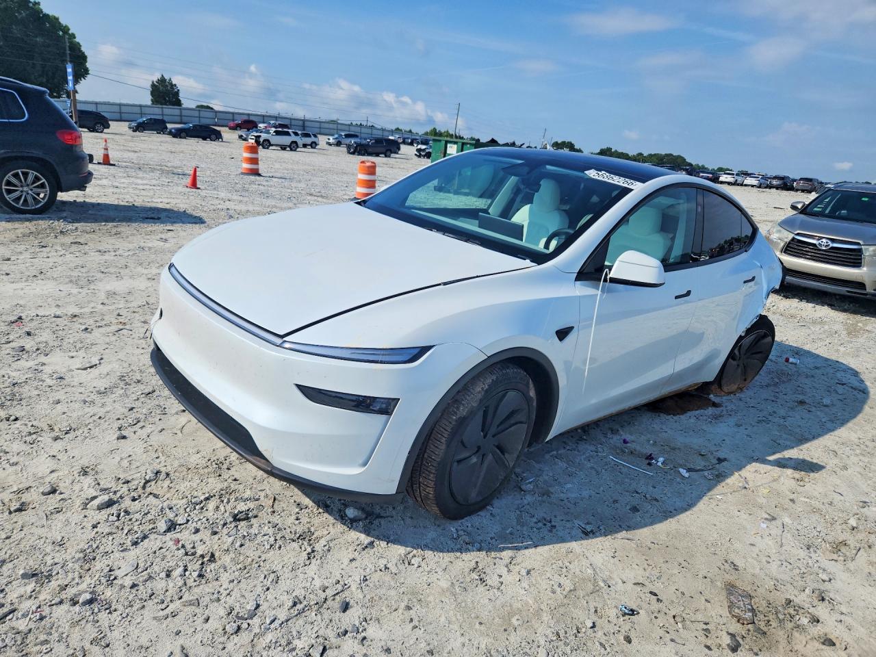2026 TESLA Y