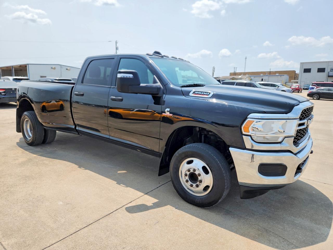 2023 RAM 3500 TRADESMAN — снимка 4
