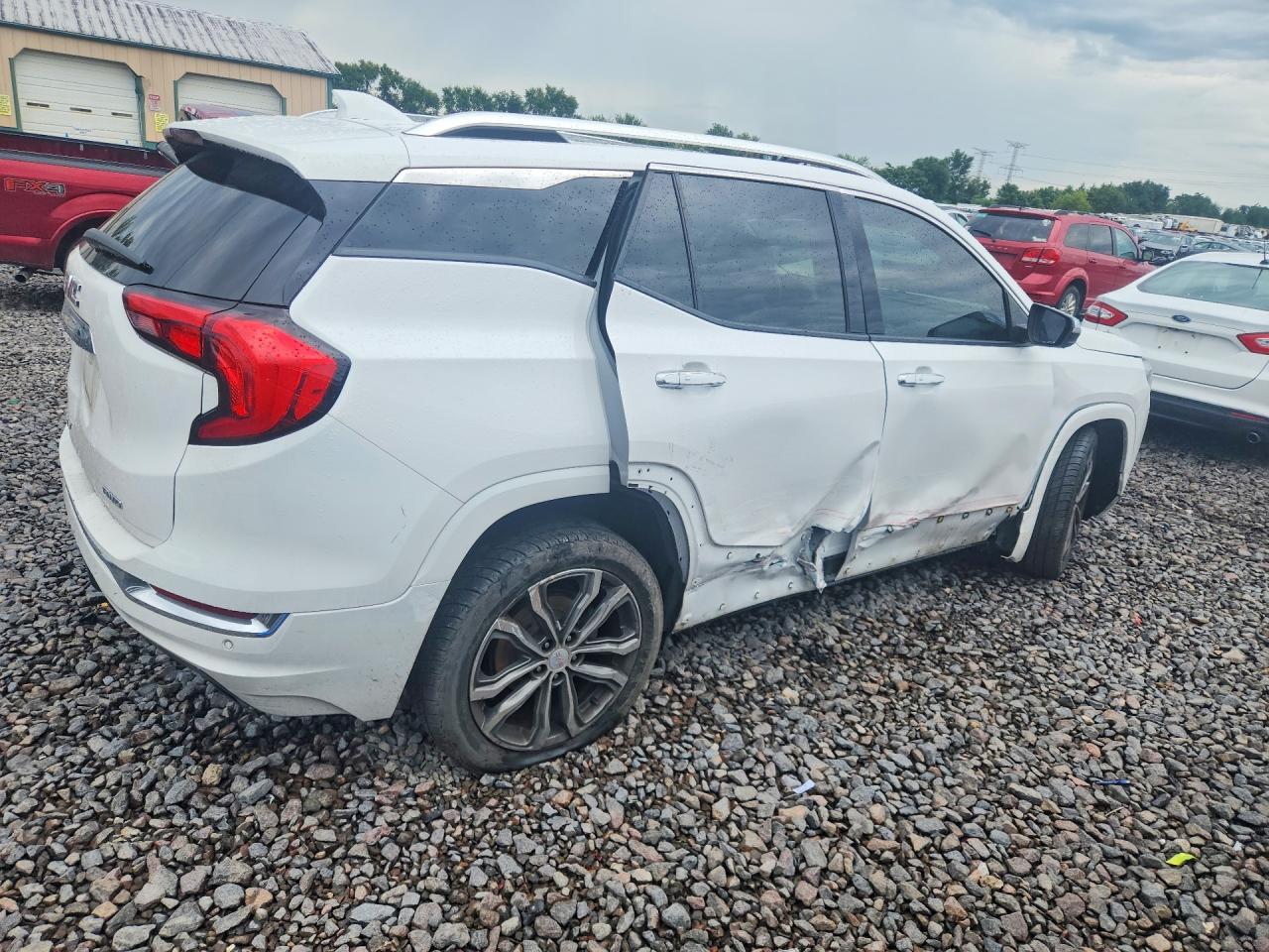 2018 GMC TERRAIN DENALI — снимка 3