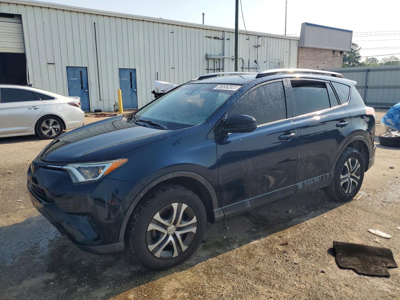 2018 TOYOTA RAV4 LE