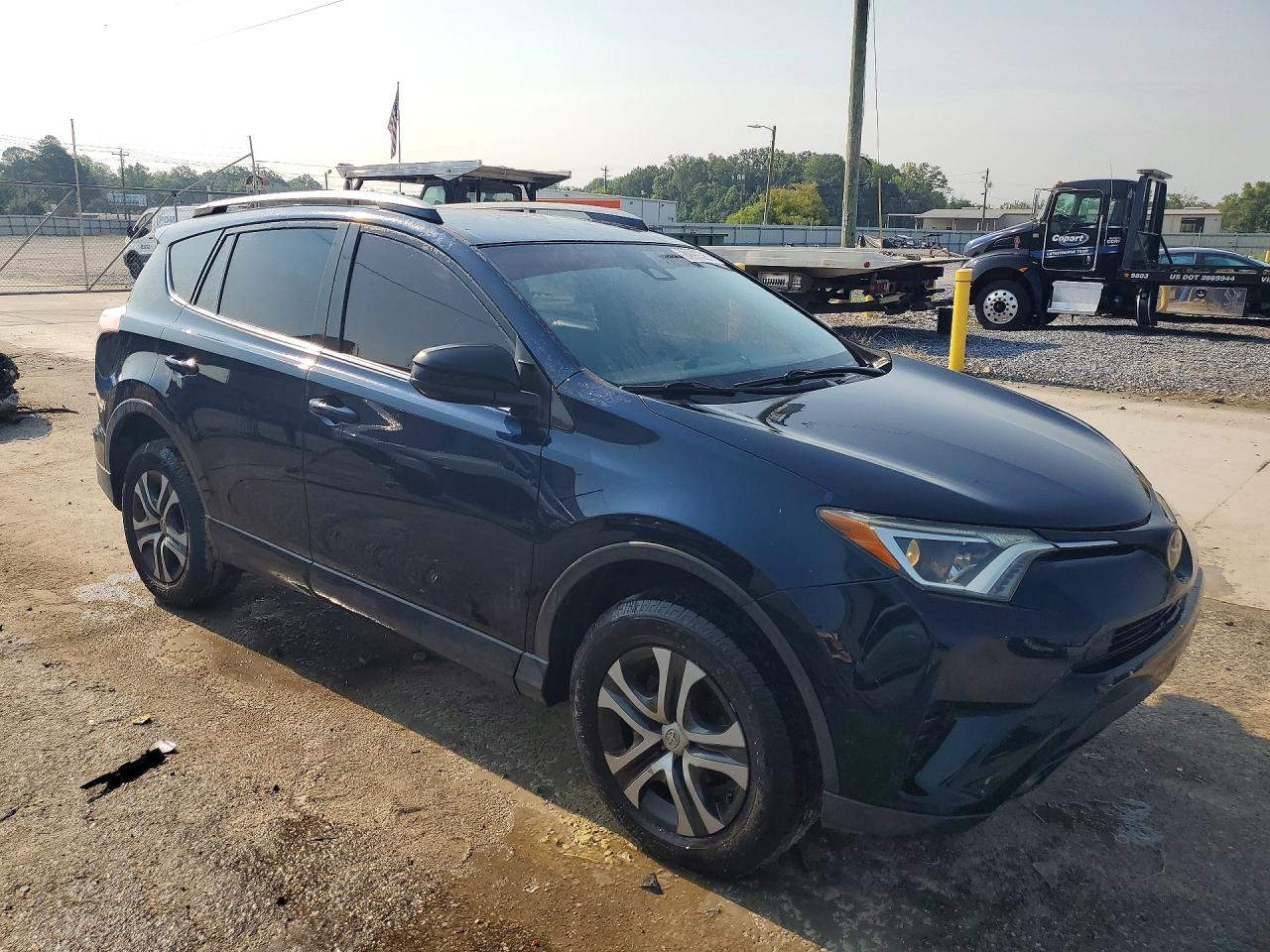 2018 TOYOTA RAV4 LE — снимка 4