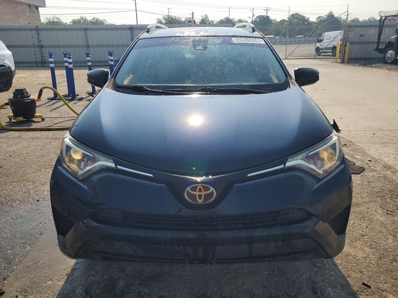 2018 TOYOTA RAV4 LE — снимка 5