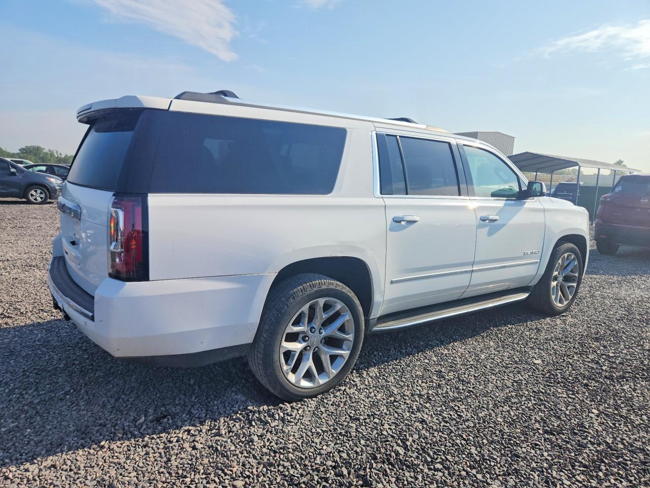 2017 GMC YUKON XL DENALI — снимка 3