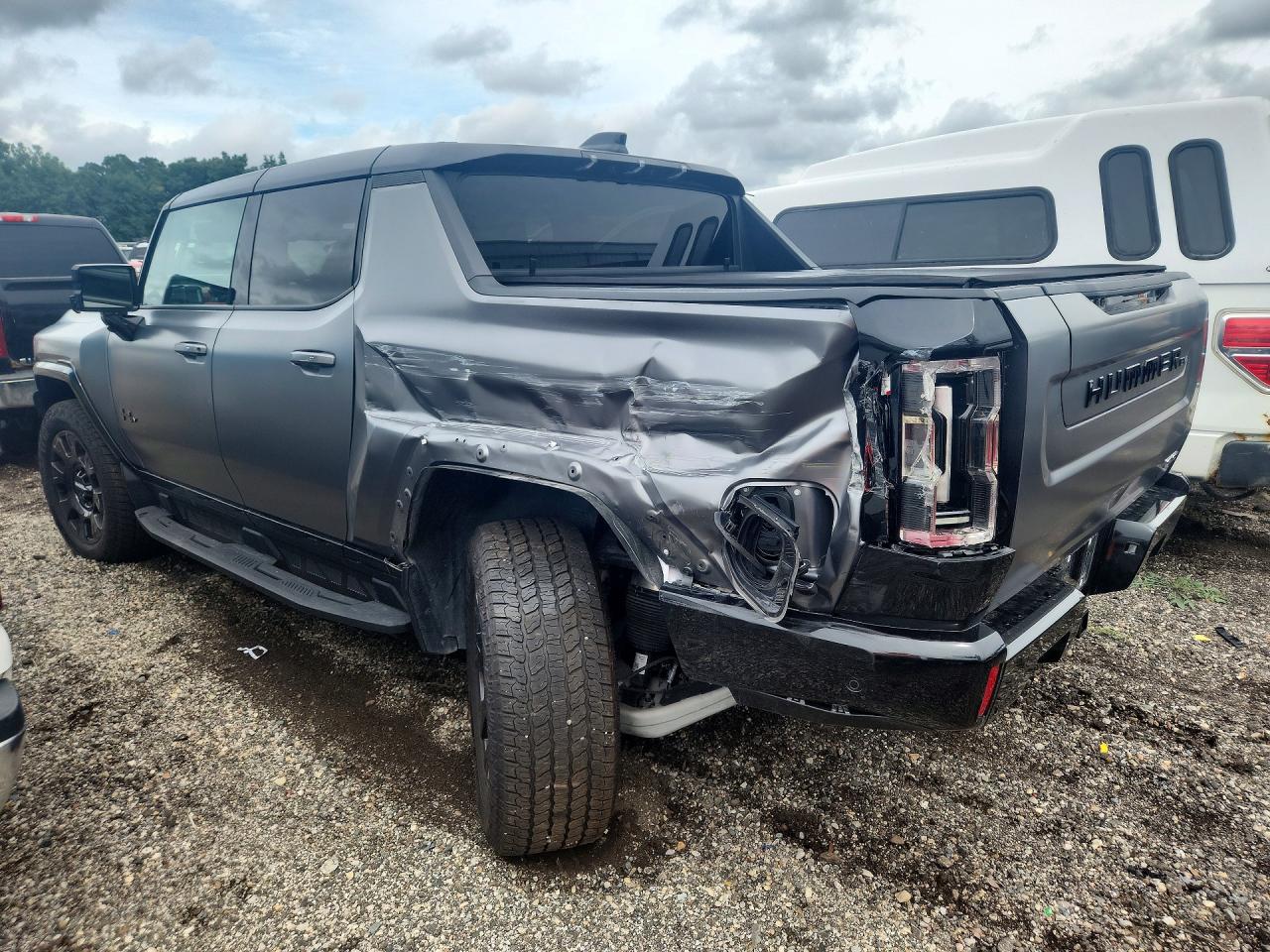 2026 GMC HUMMER PICKUP 3X — снимка 2